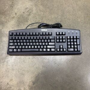 Dell SK-8110 PS/2 Wired Keyboard 104-Key QWERTY OEM 7N242 Tested